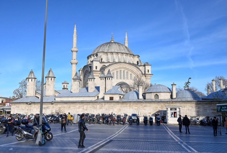 ISTANBUL: MEZI EVROPOU A ASIÍ